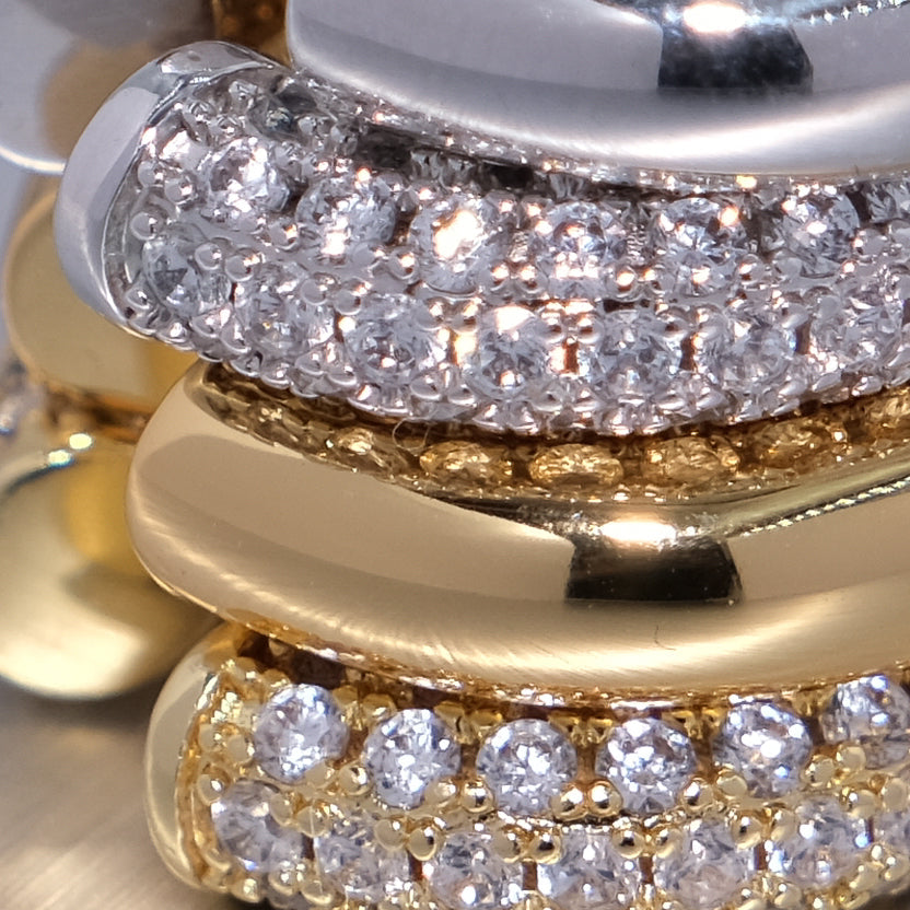 CHUNKY KOS DIAMOND EARCUFF