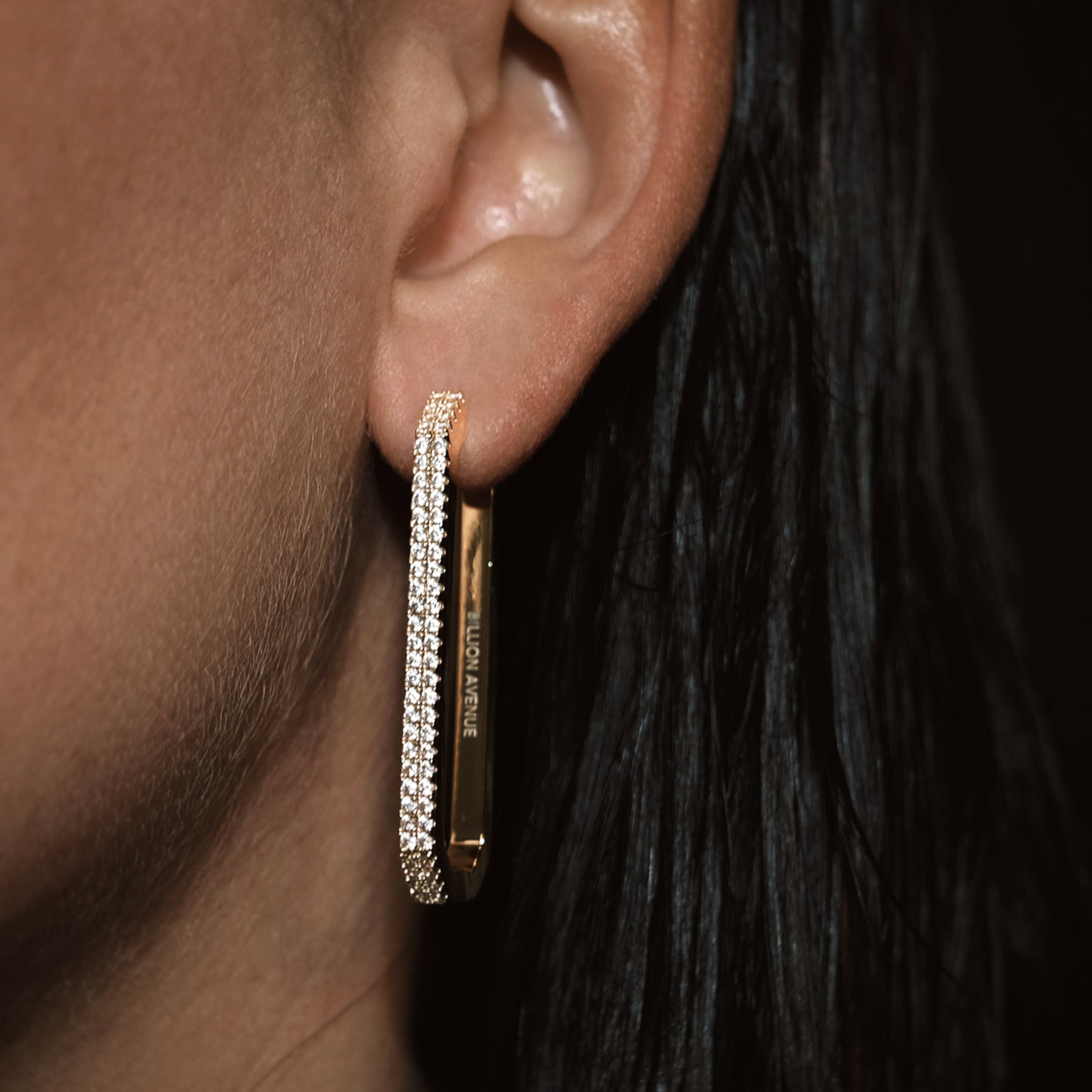 PENDIENTE LARGO OCTA CON DIAMANTES