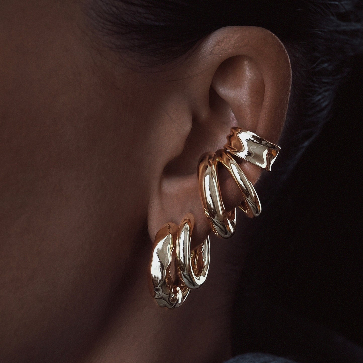 CHUNKY MOLTEN KOS EARRING
