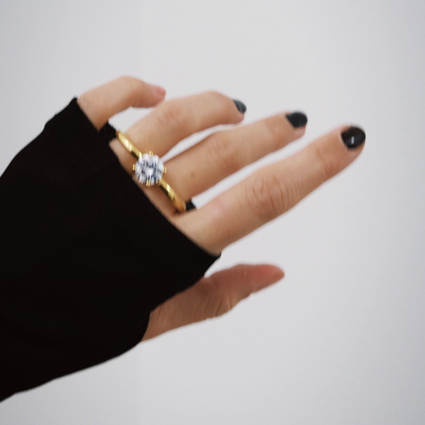 GAYA SOLITAIRE RING