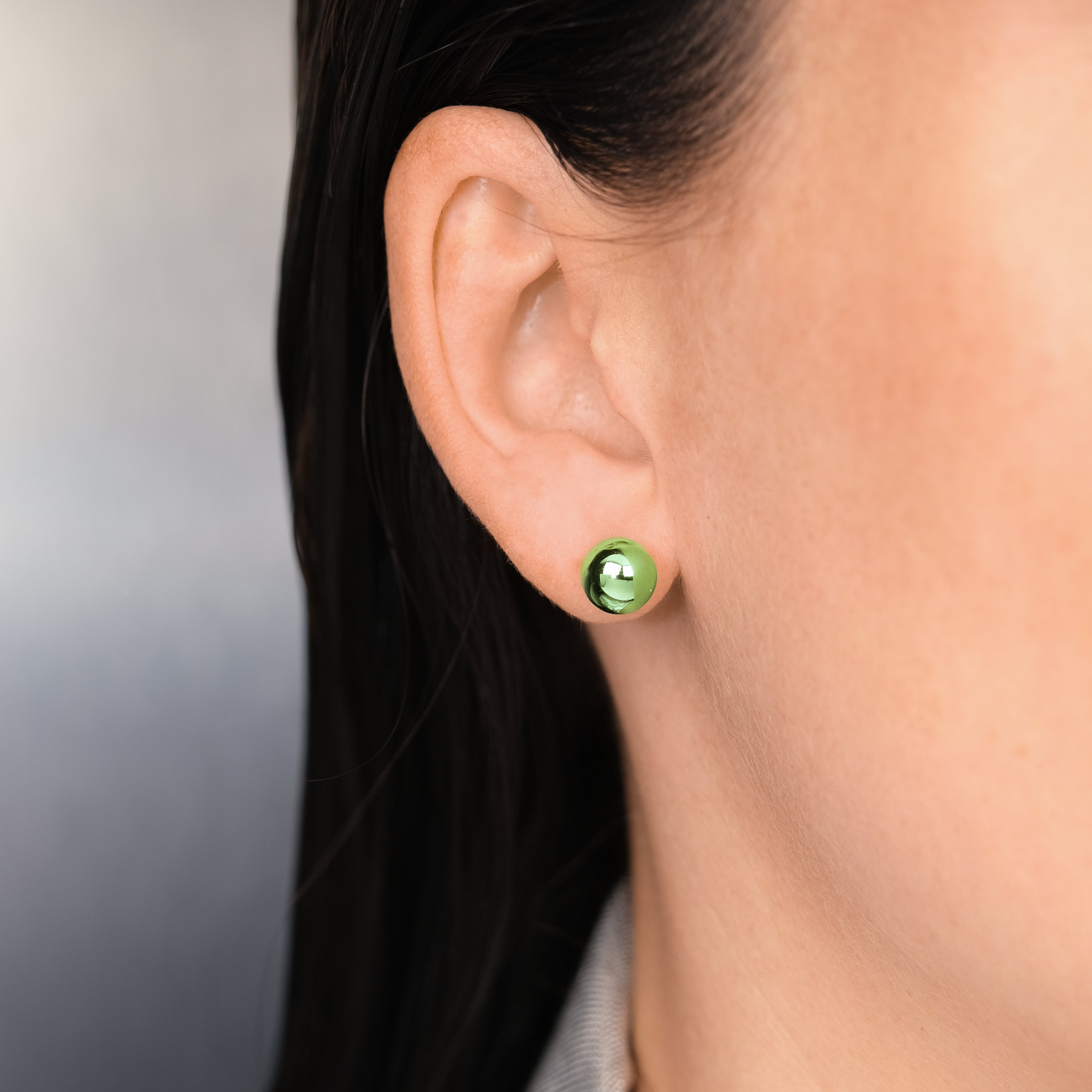 BALL_EARSTUD_GREEN_EAR