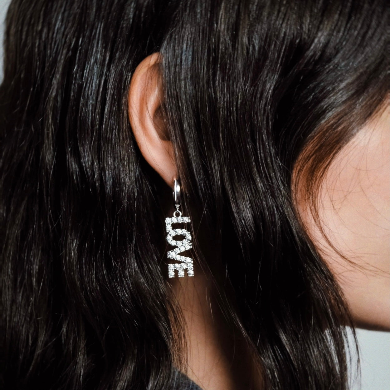 LOVE EARRING