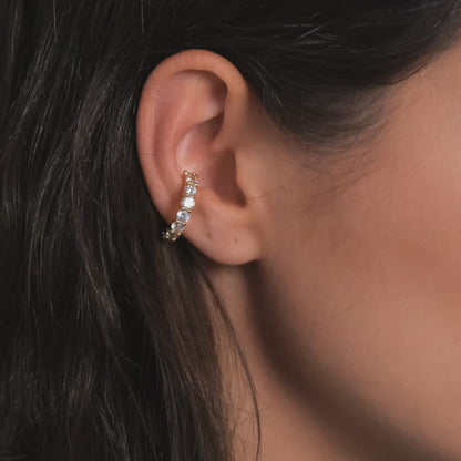 IRIS DIAMOND EARCUFF