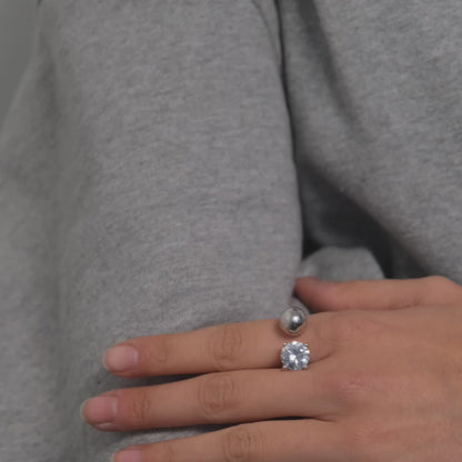 BALL DIAMOND RING