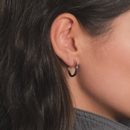 IVA M EARRING 20MM