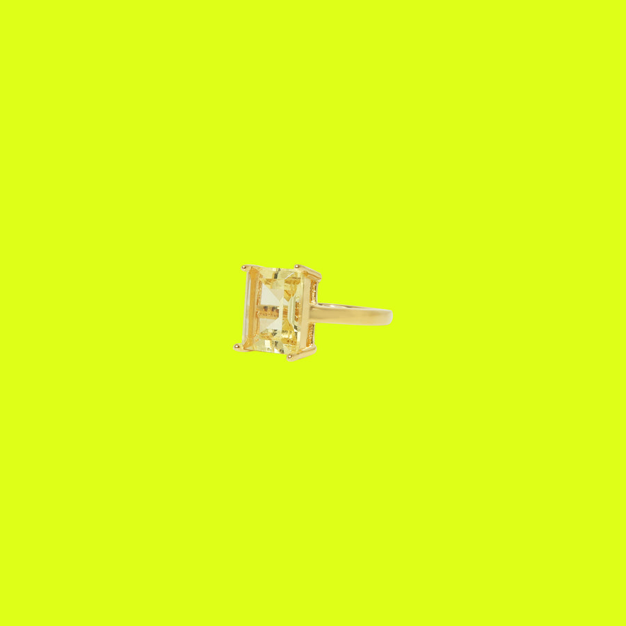 Yellow Baguette Ring Gold