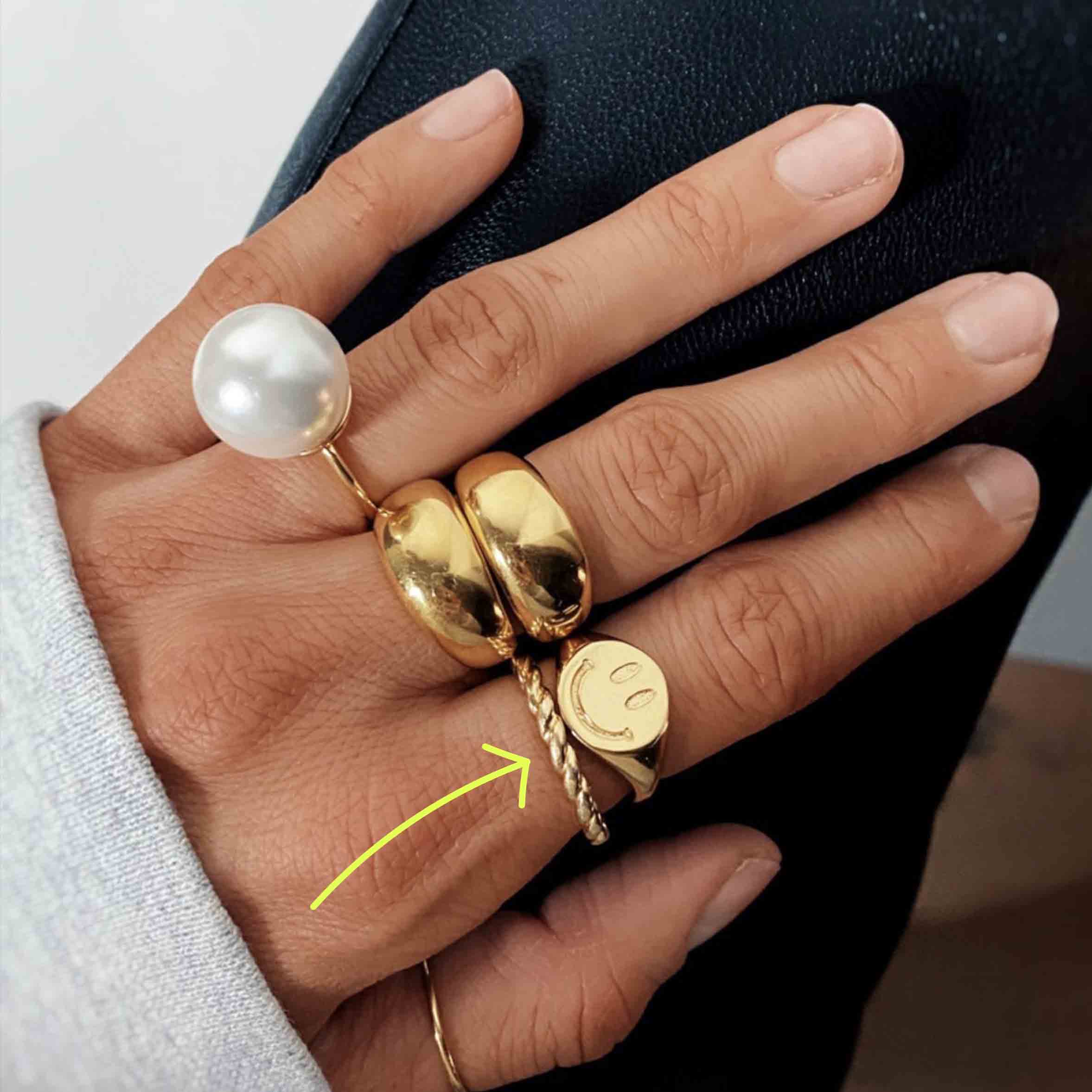 Thick Swirl Ring